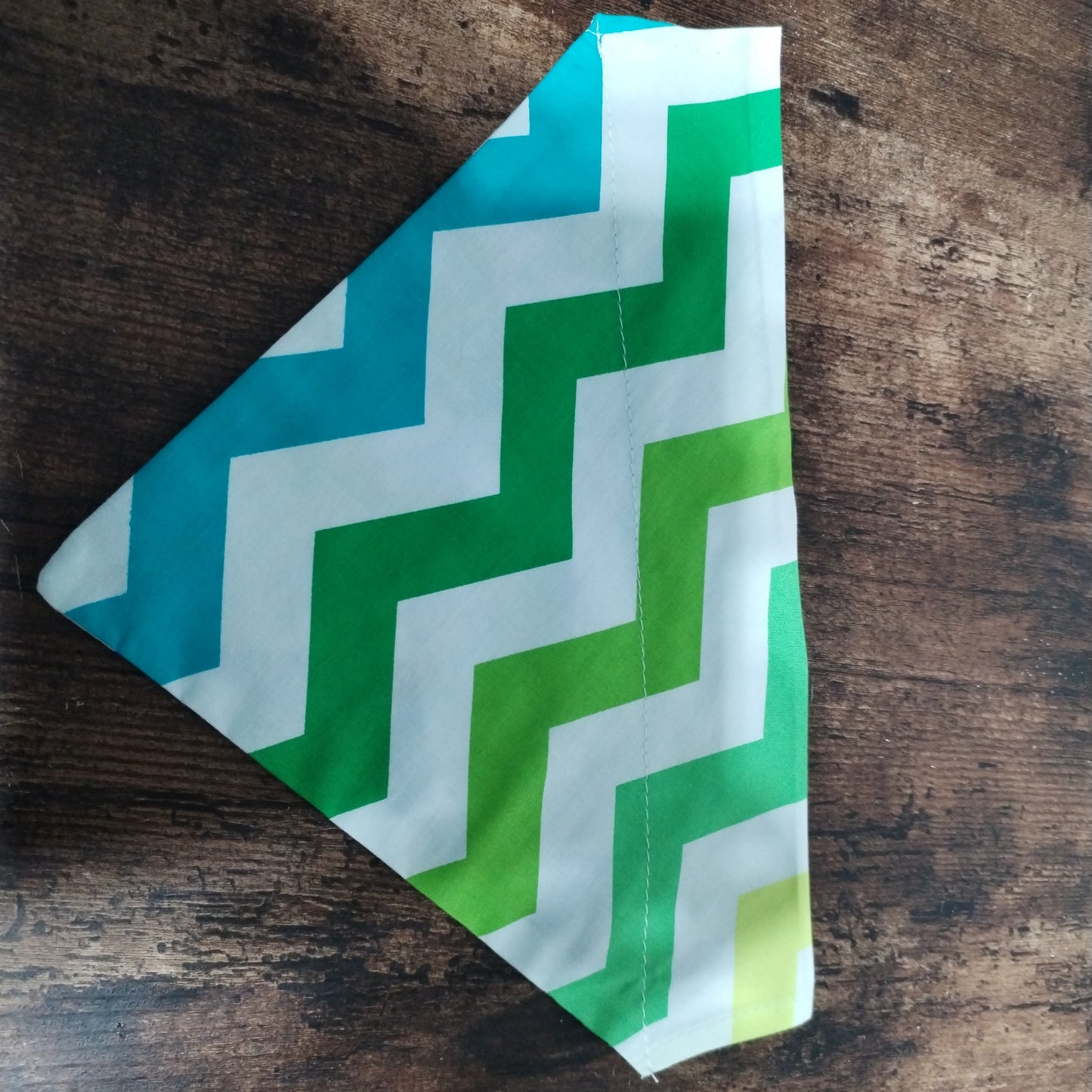 Small zigzag Patterned bandana